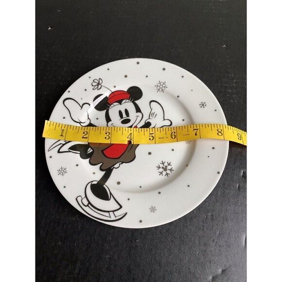 Set Of 4 Disney Minnie Mouse Christmas Salad Plate Ice Skating Holiday Snowflake - Picture 4 of 7